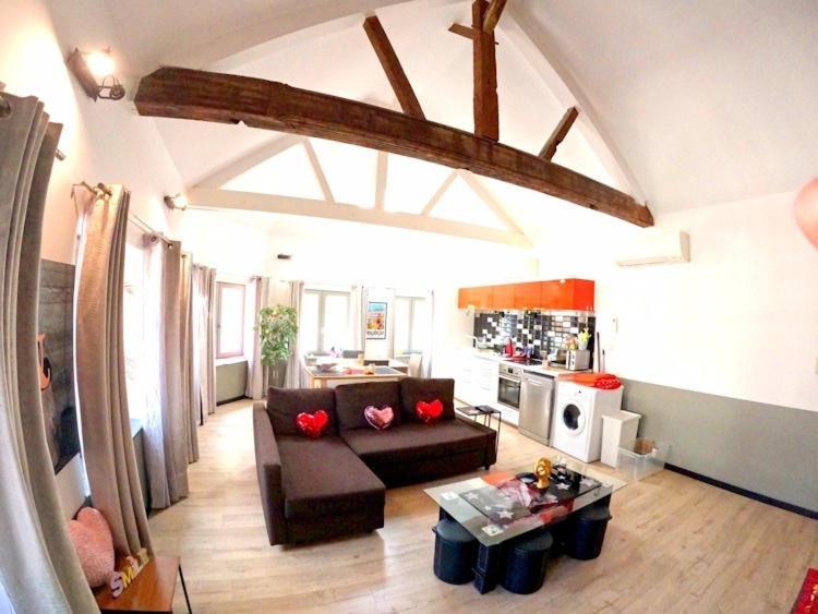 Appartements De Charme Dadou Mons Belgium Exterior foto